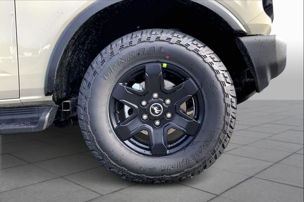 new 2025 Ford Bronco car, priced at $52,904