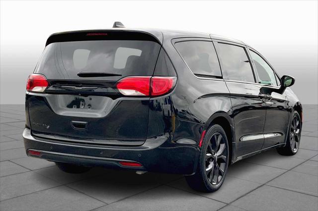 used 2018 Chrysler Pacifica car, priced at $13,995