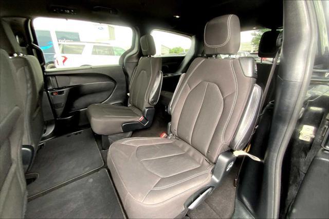 used 2018 Chrysler Pacifica car, priced at $13,995