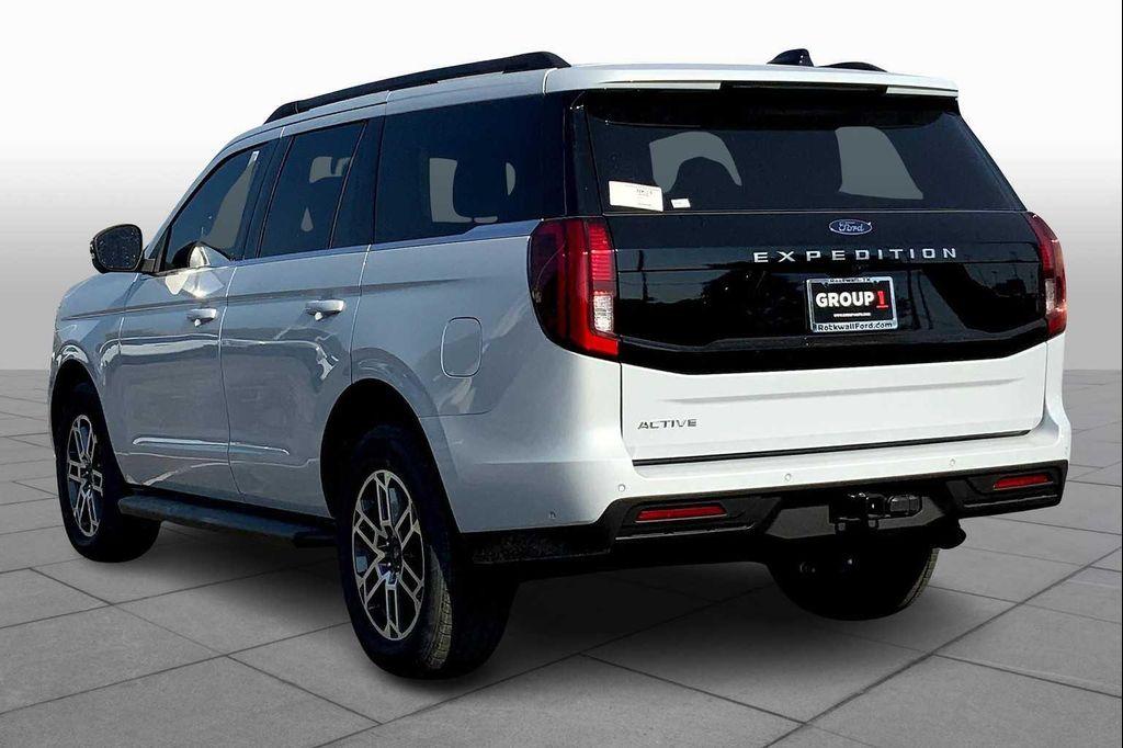 new 2025 Ford Expedition car, priced at $68,730