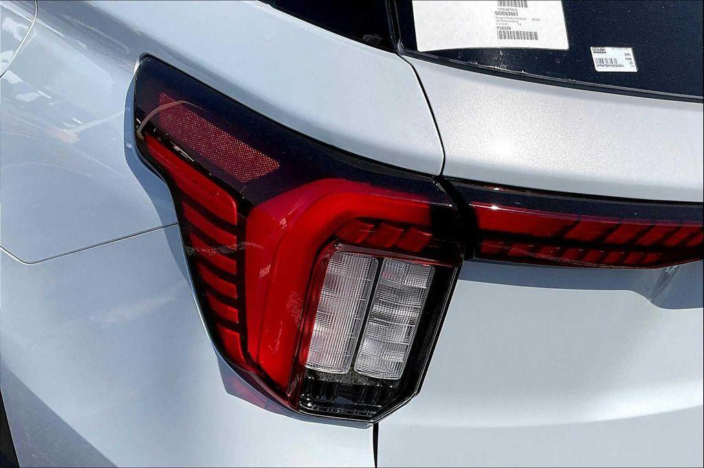 new 2025 Ford Explorer car, priced at $42,962