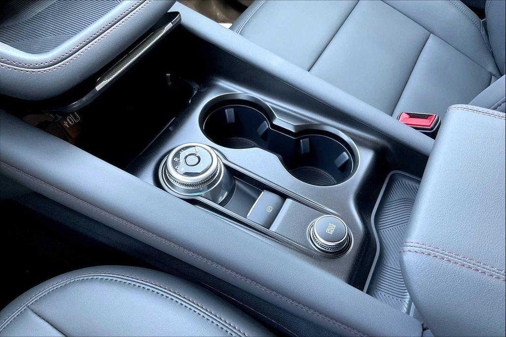 new 2025 Ford Explorer car, priced at $42,962