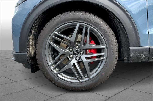 new 2025 Ford Explorer car, priced at $57,256