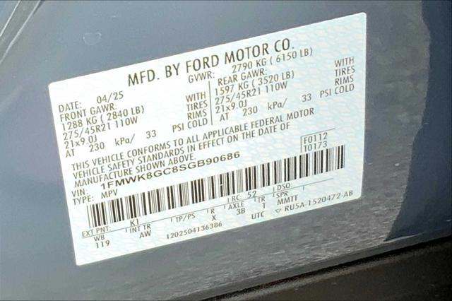 new 2025 Ford Explorer car, priced at $57,256