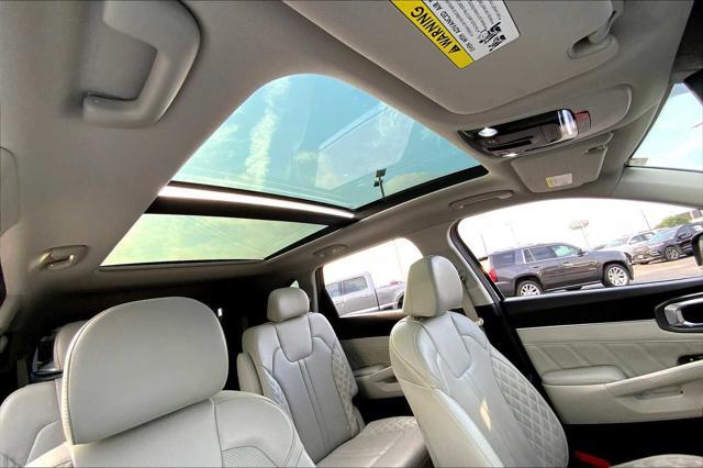 used 2022 Kia Sorento car, priced at $26,975