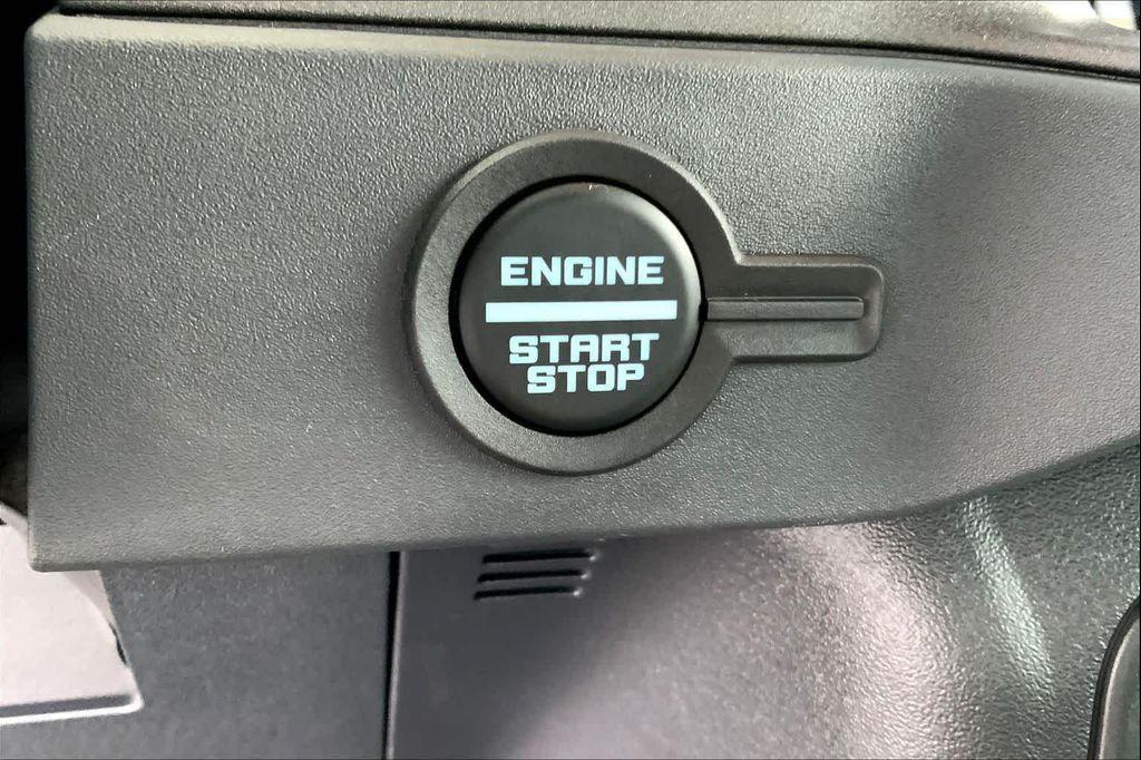 new 2025 Ford Bronco car, priced at $43,828