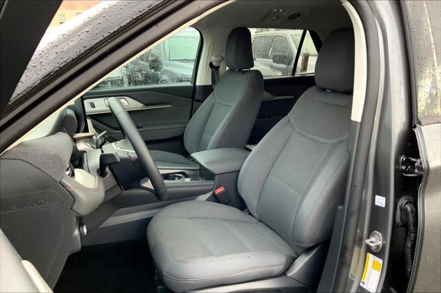 new 2025 Ford Explorer car, priced at $39,068
