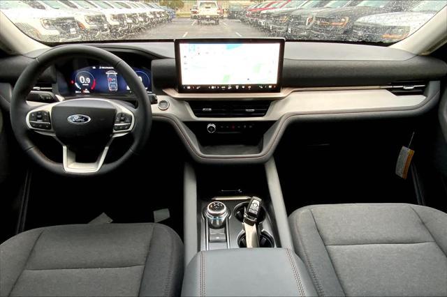 new 2025 Ford Explorer car, priced at $39,068