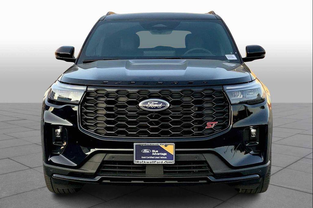 used 2025 Ford Explorer car, priced at $53,996