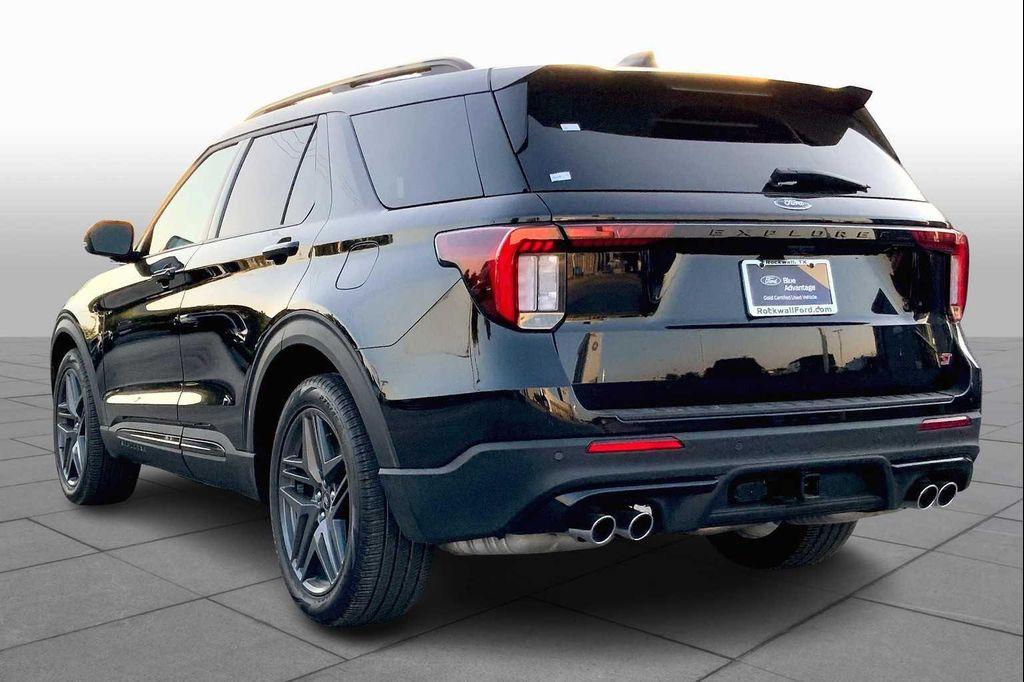 used 2025 Ford Explorer car, priced at $53,996