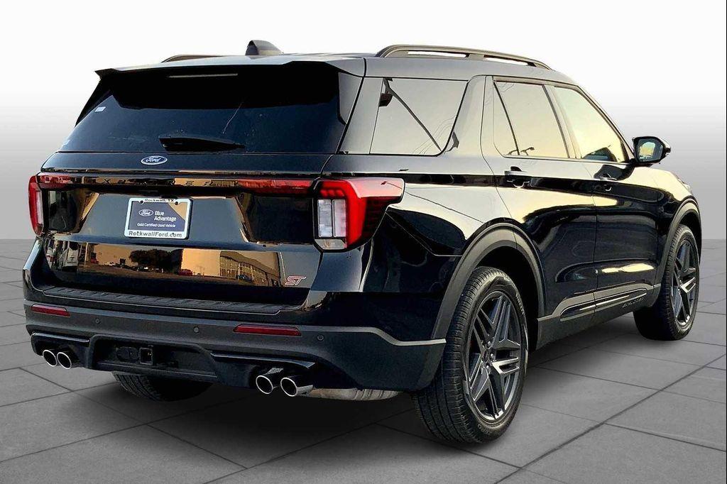 used 2025 Ford Explorer car, priced at $53,996