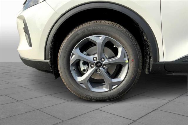 new 2025 Ford Escape car, priced at $33,475