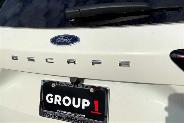 new 2025 Ford Escape car, priced at $33,475