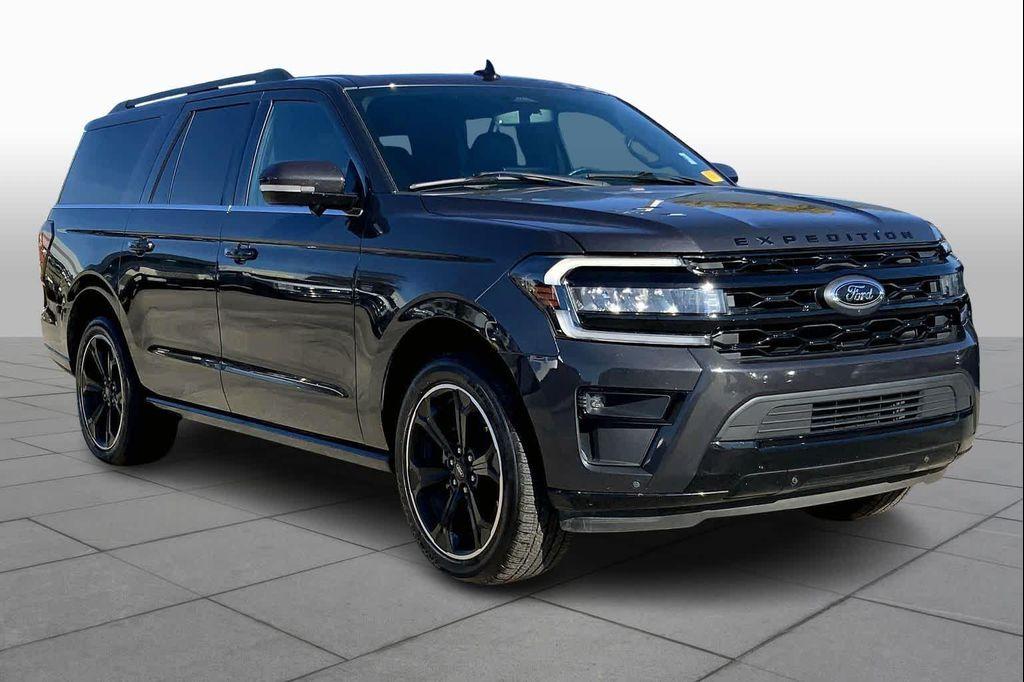 used 2022 Ford Expedition Max car, priced at $36,999