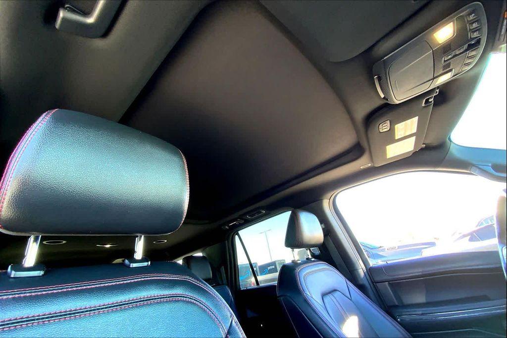 used 2022 Ford Expedition Max car, priced at $36,999