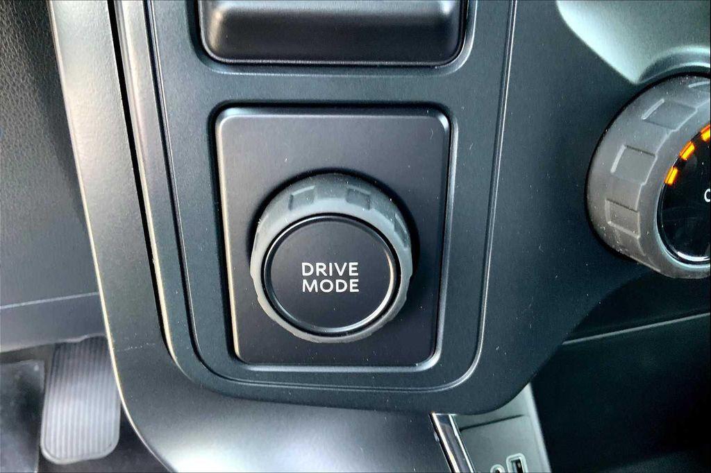 new 2025 Ford F-150 car, priced at $44,737