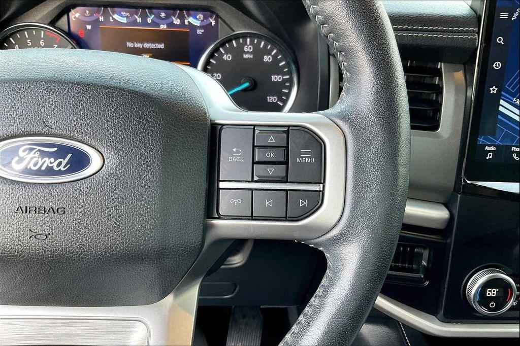 used 2023 Ford Expedition car, priced at $29,526