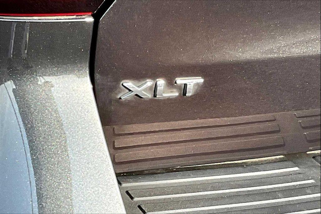 used 2023 Ford Expedition car, priced at $29,526