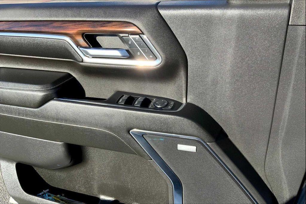 used 2024 GMC Sierra 2500 car, priced at $66,296