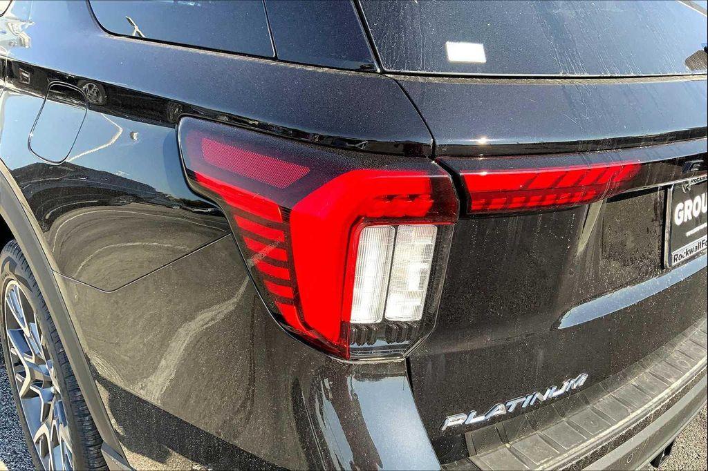 new 2025 Ford Explorer car, priced at $59,800