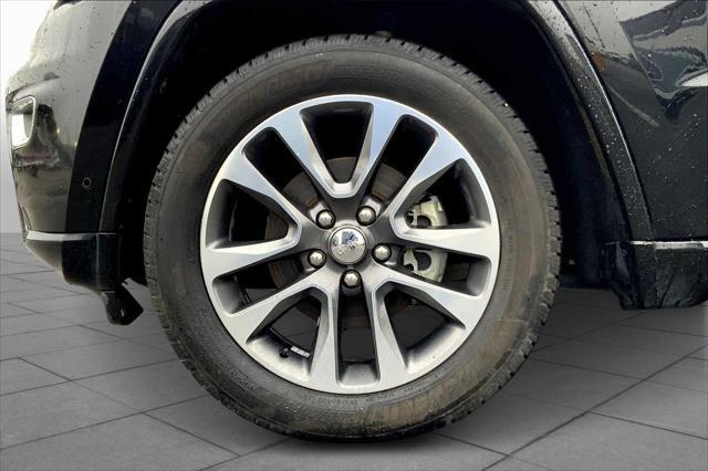 used 2017 Jeep Grand Cherokee car, priced at $13,995