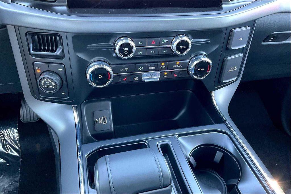 new 2025 Ford F-150 car, priced at $55,538