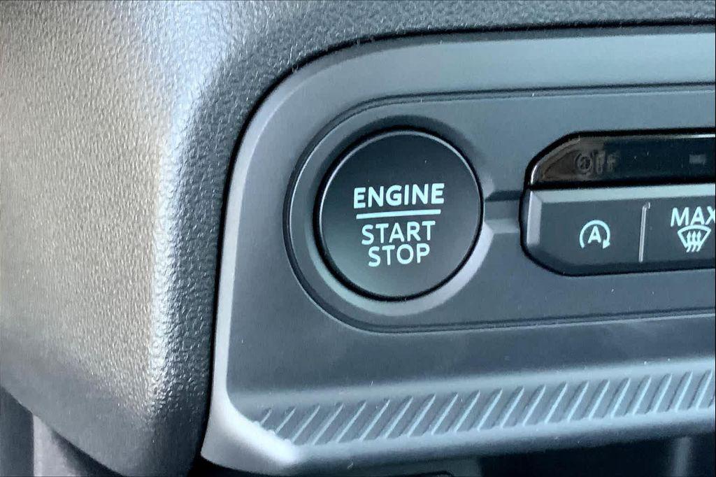 new 2025 Ford Bronco Sport car, priced at $37,597