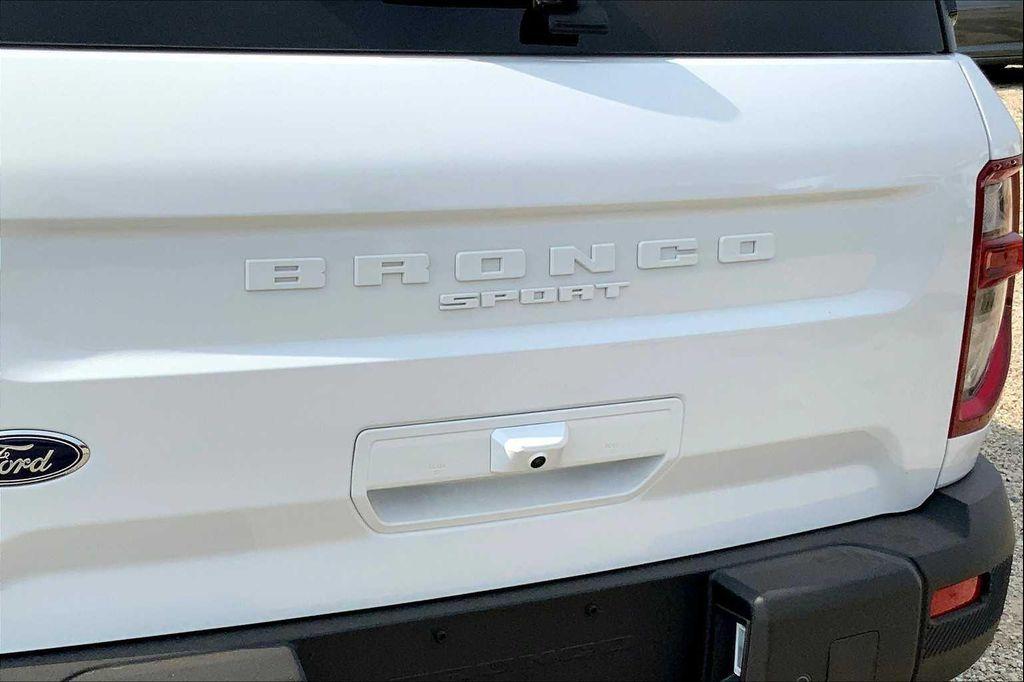 new 2025 Ford Bronco Sport car, priced at $32,271