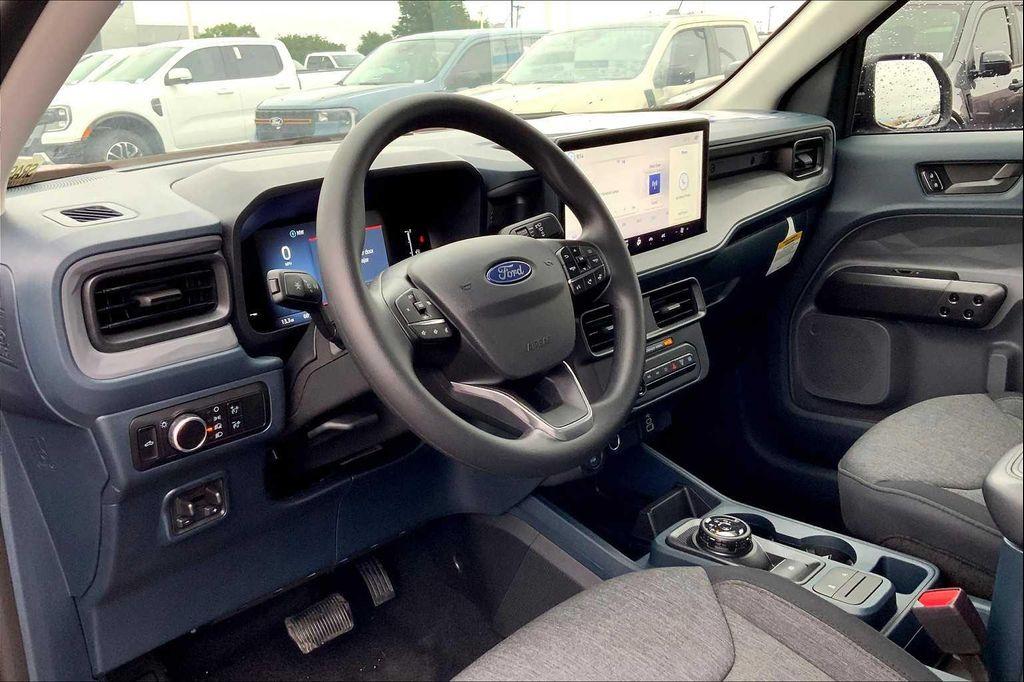 new 2025 Ford Maverick car, priced at $33,724