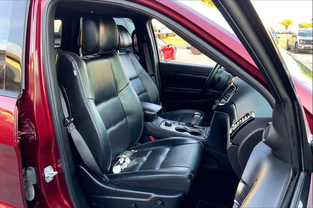 used 2021 Jeep Grand Cherokee car, priced at $26,499