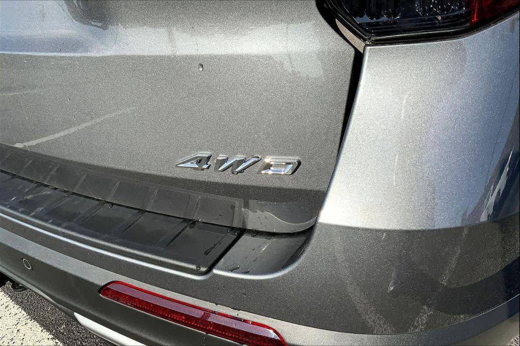 new 2025 Ford Explorer car, priced at $61,405