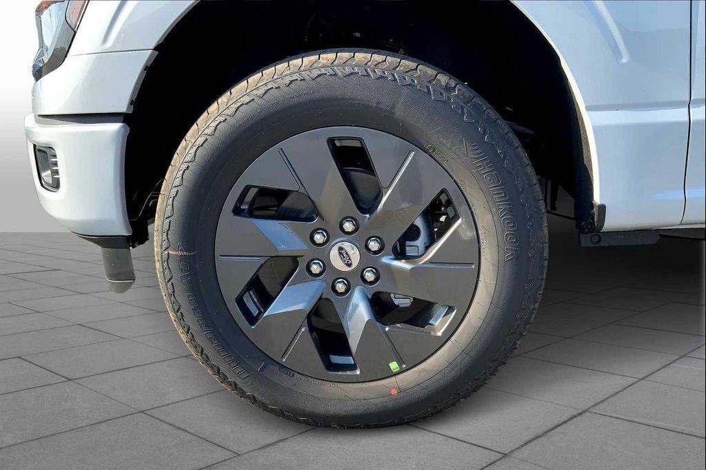 new 2025 Ford F-150 car, priced at $49,130