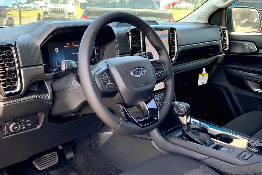 new 2025 Ford Ranger car, priced at $45,432