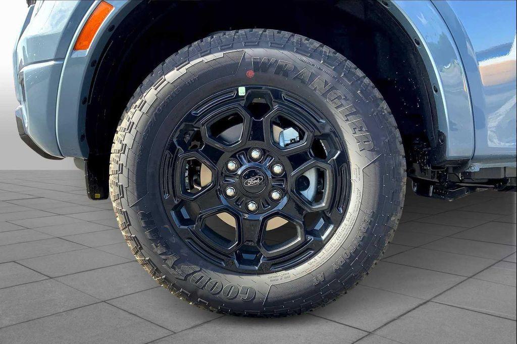 new 2025 Ford Ranger car, priced at $45,432
