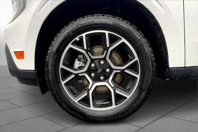 new 2025 Ford Maverick car, priced at $38,510