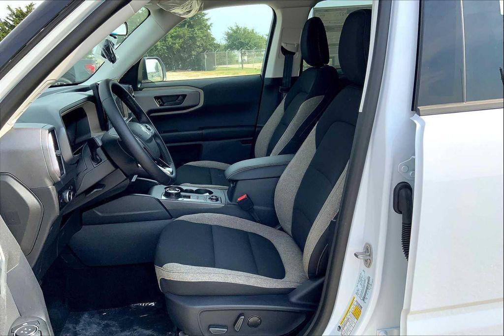 new 2025 Ford Bronco Sport car, priced at $33,690