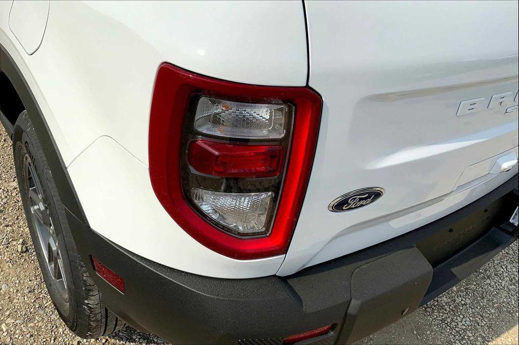 new 2025 Ford Bronco Sport car, priced at $33,690