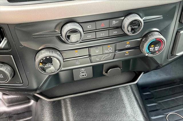 new 2025 Ford F-150 car, priced at $43,316