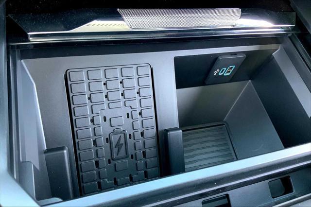 new 2025 Ford F-250 car, priced at $93,665