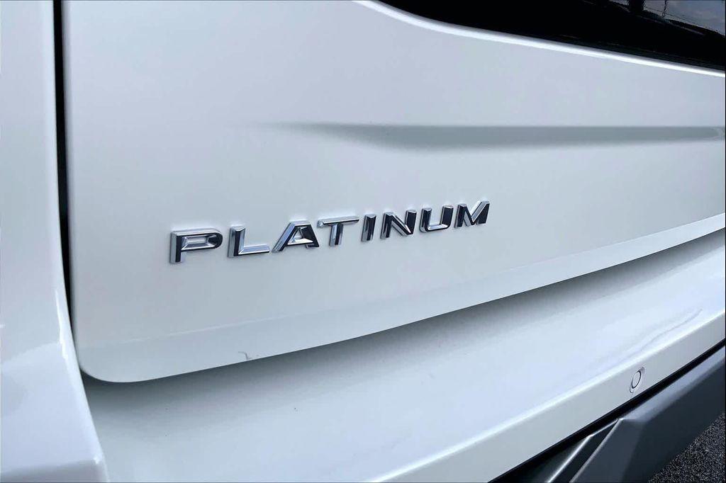 new 2025 Ford Expedition car, priced at $92,900