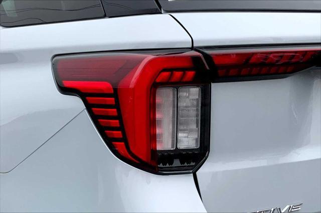 new 2025 Ford Explorer car, priced at $39,086