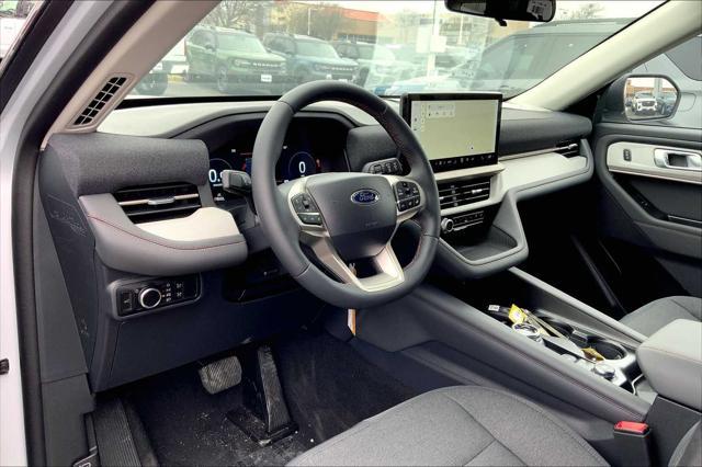 new 2025 Ford Explorer car, priced at $39,086