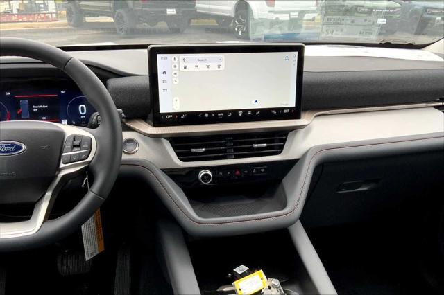 new 2025 Ford Explorer car, priced at $39,086