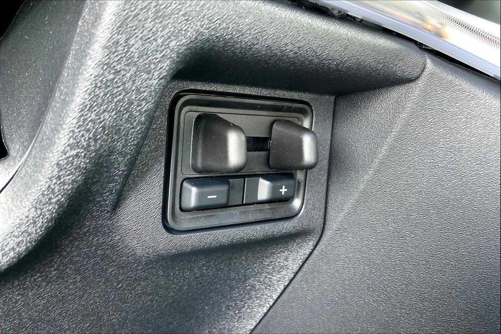 new 2025 Ford Expedition car, priced at $79,500