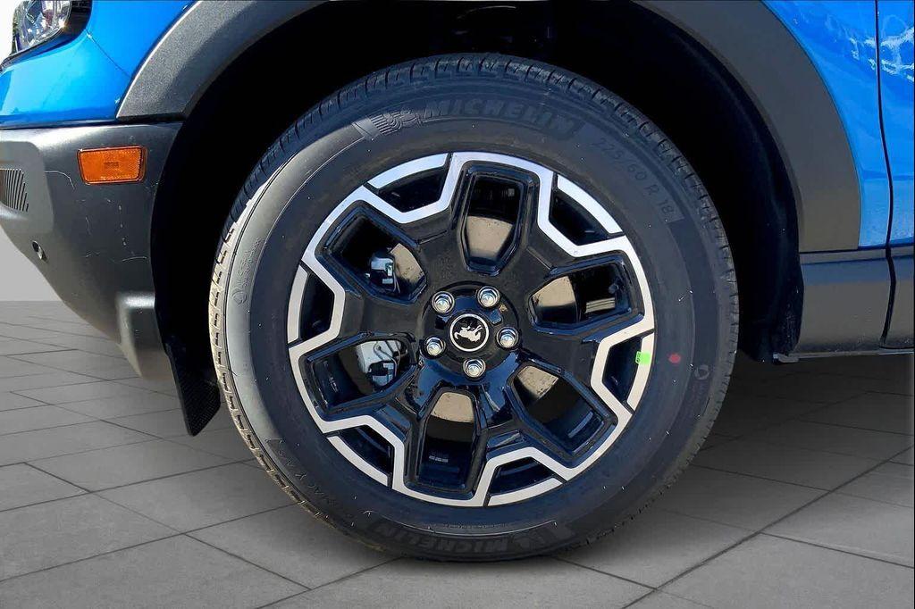 new 2025 Ford Bronco Sport car, priced at $41,380