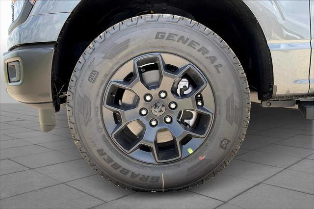 new 2025 Ford F-150 car, priced at $51,099