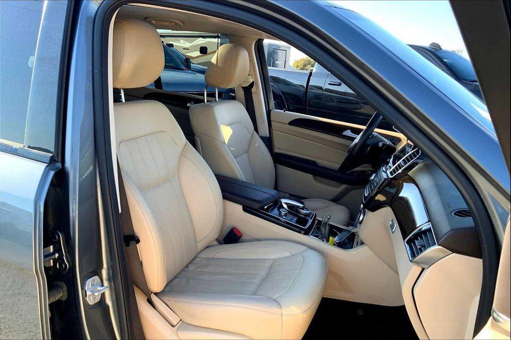 used 2018 Mercedes-Benz GLE 350 car, priced at $14,298