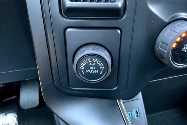 new 2024 Ford F-150 car, priced at $44,562