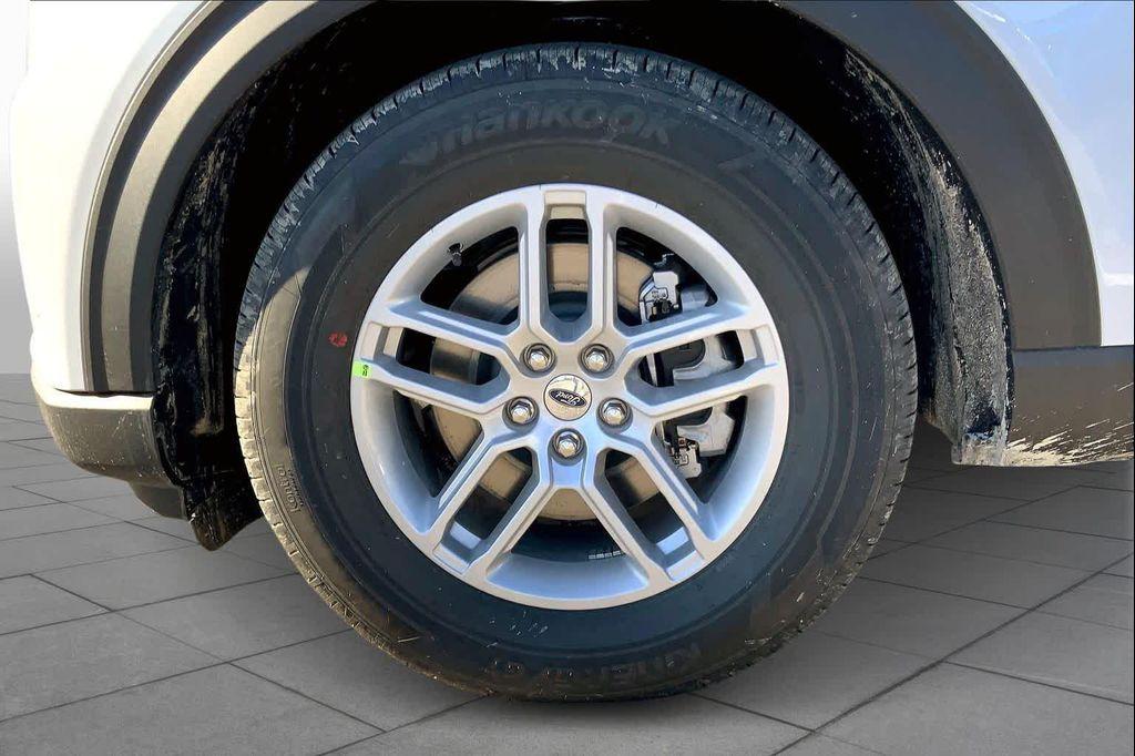 new 2026 Ford Explorer car, priced at $45,825
