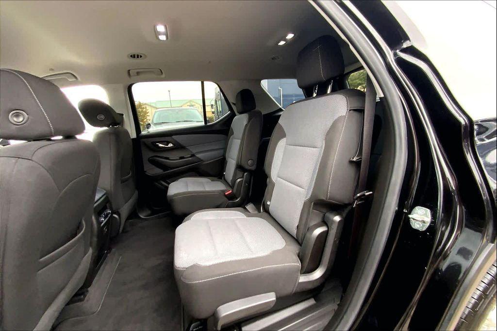 used 2019 Chevrolet Traverse car, priced at $11,274